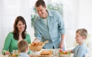 Bữa ăn gia đình tốt cho trẻ hen suyễn